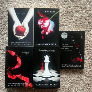 Twilight Saga Book Collection
